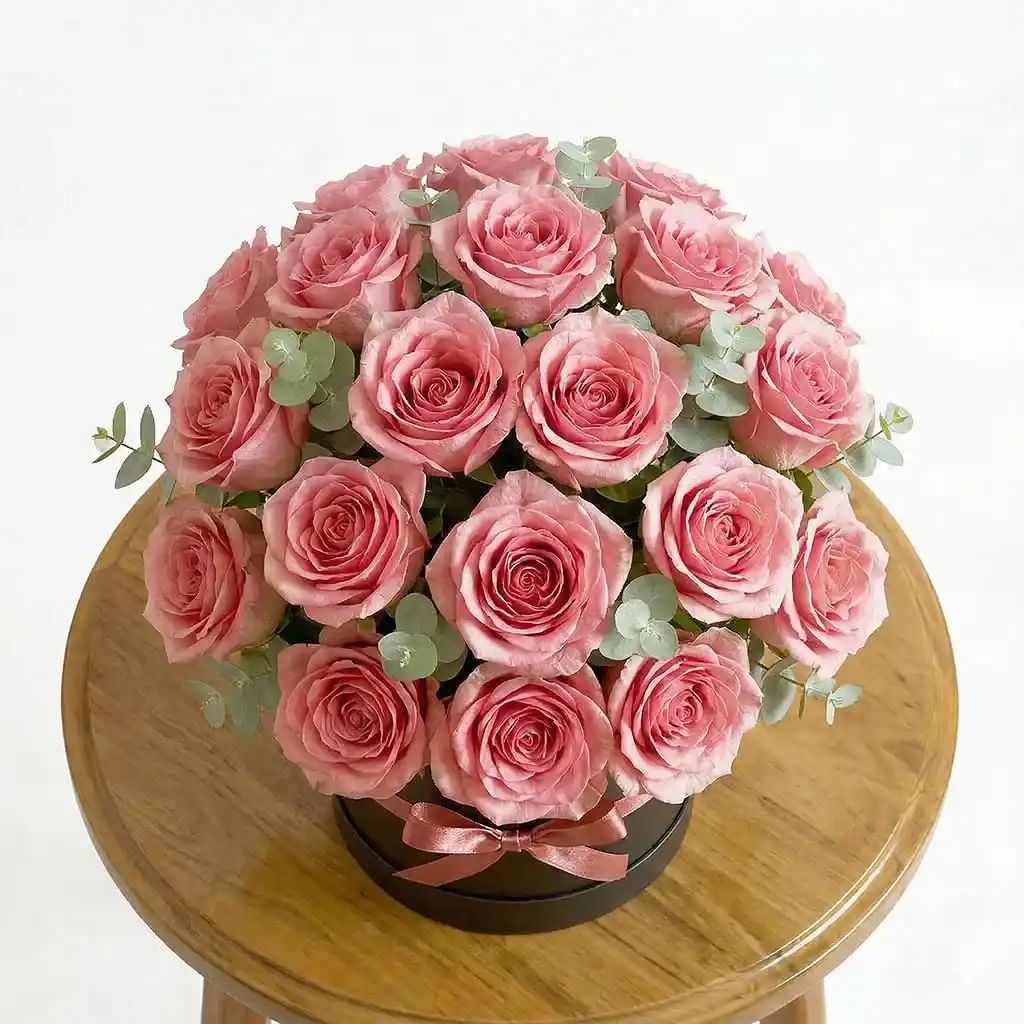 24 Blush HatBox