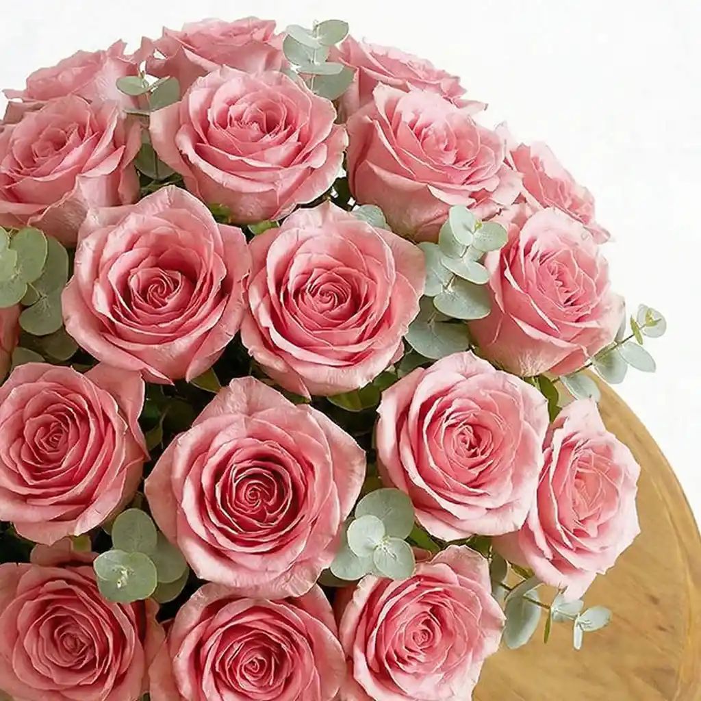 24 Blush HatBox