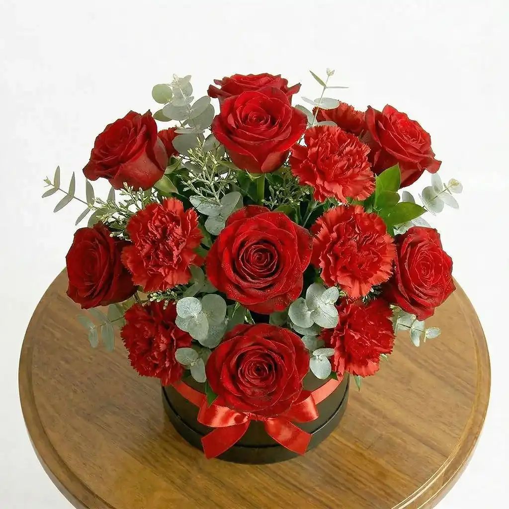Romantic Hatbox