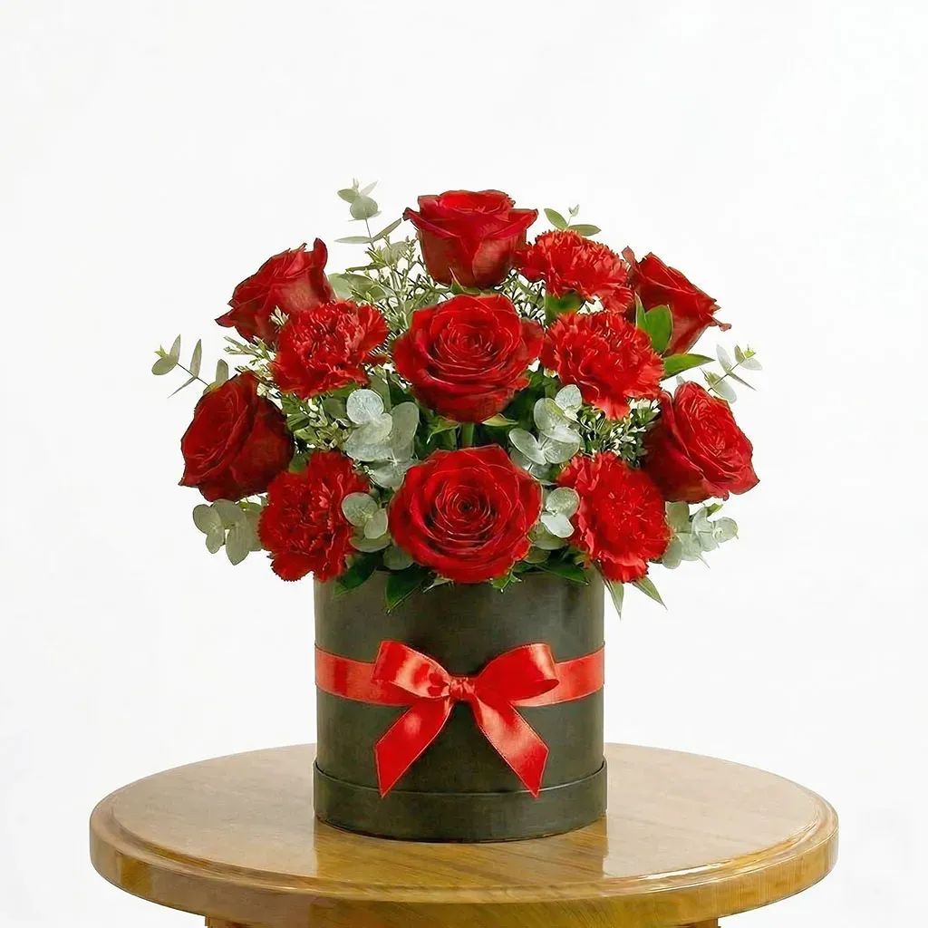 Romantic Hatbox